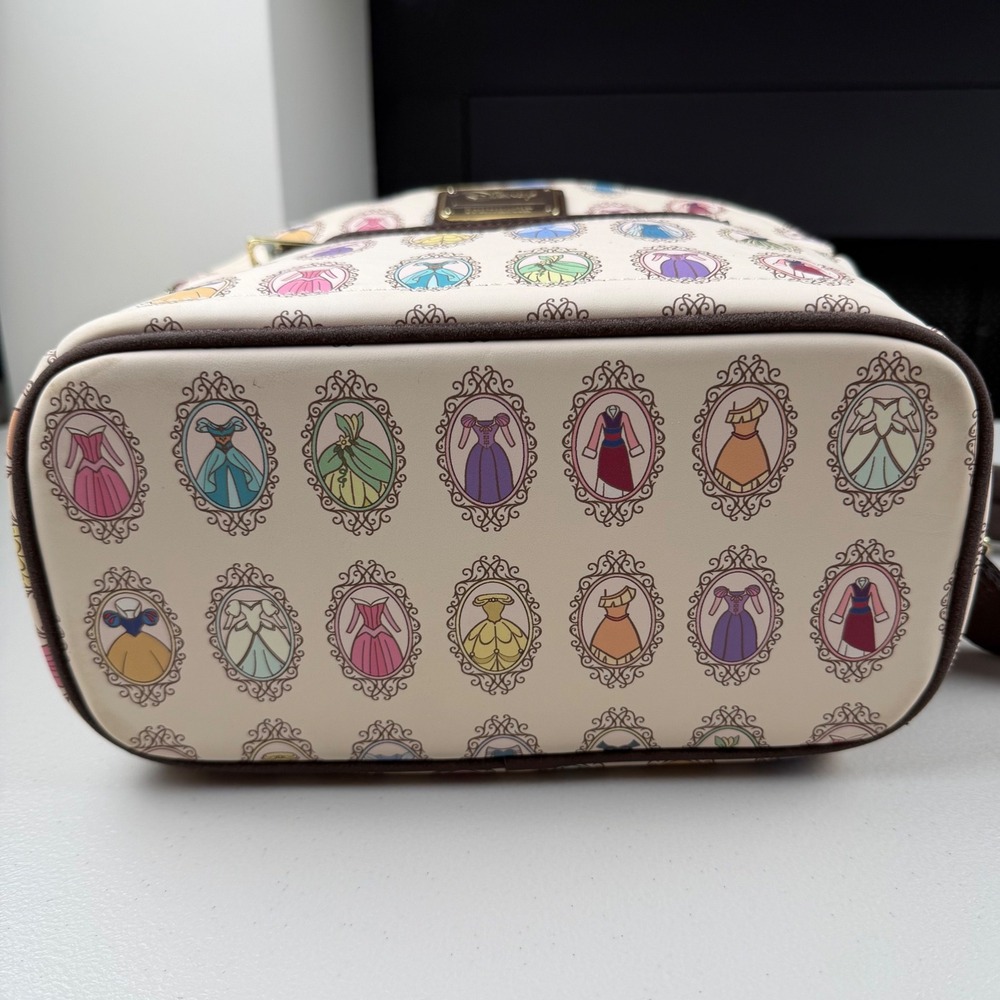 Disney Loungefly Princess Portraits Mini Backpack White Brown Faux Leather - Picture 7 of 9